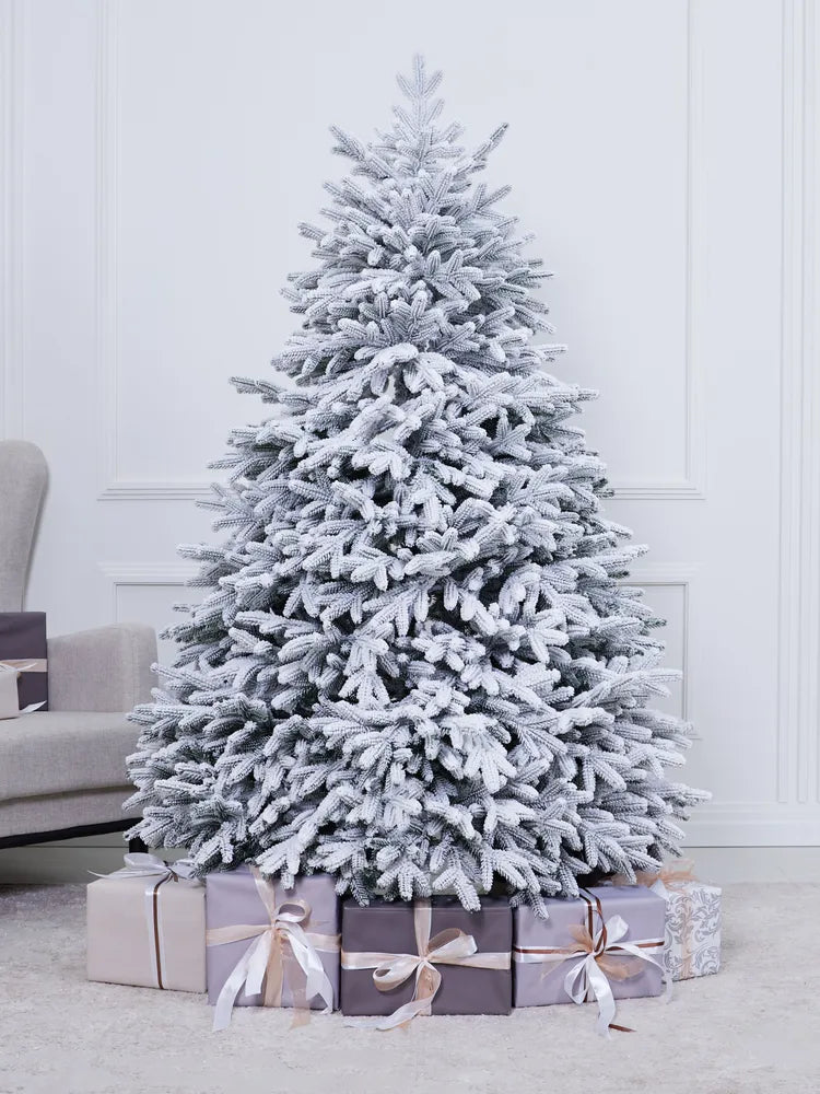 Versailles Pre-Lit Christmas Tree